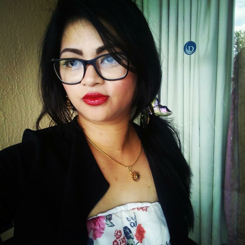 Meet your Posher, Rachelle